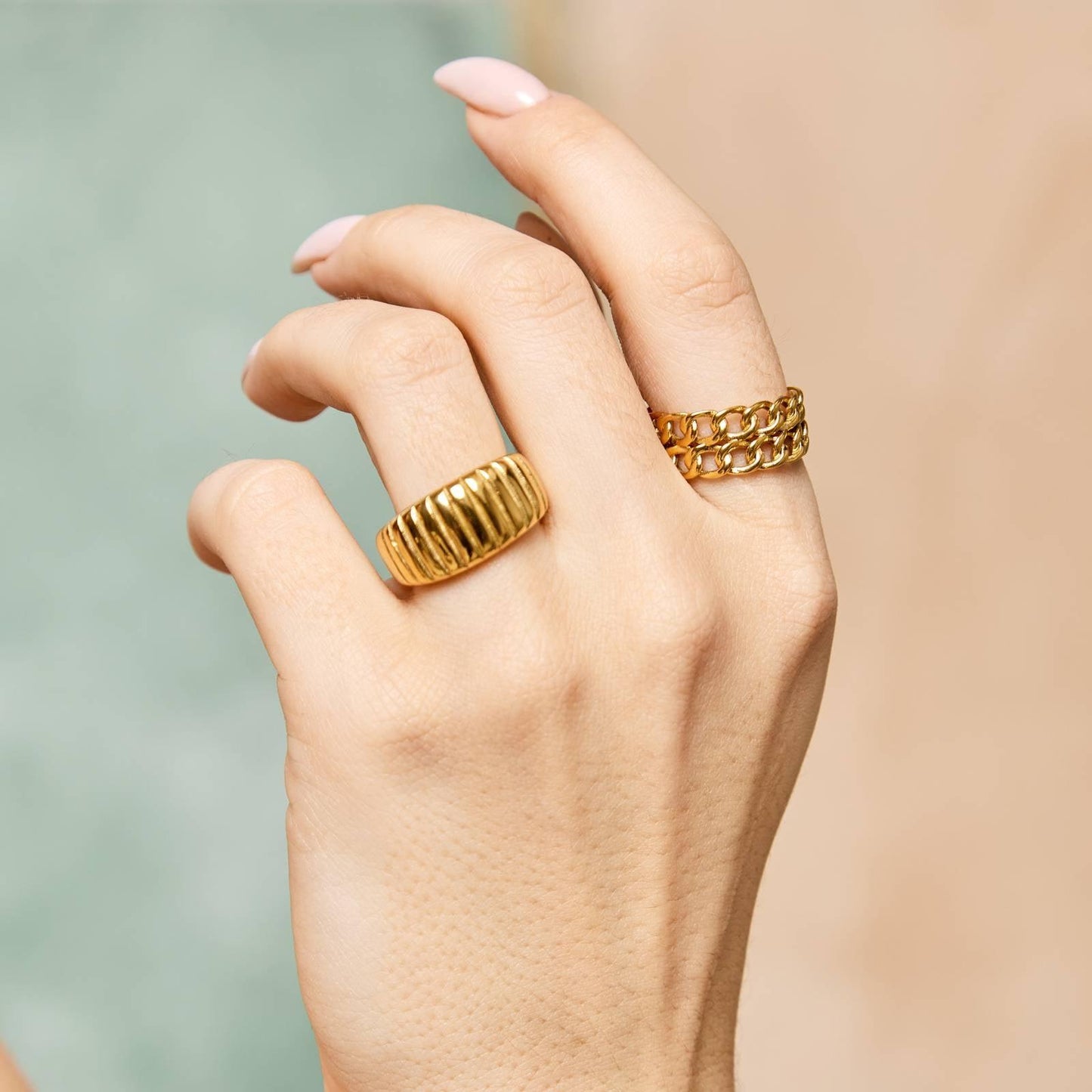 Chain Finger Ring 18K Gold Plated Stainless Steel - MyStoreLiving