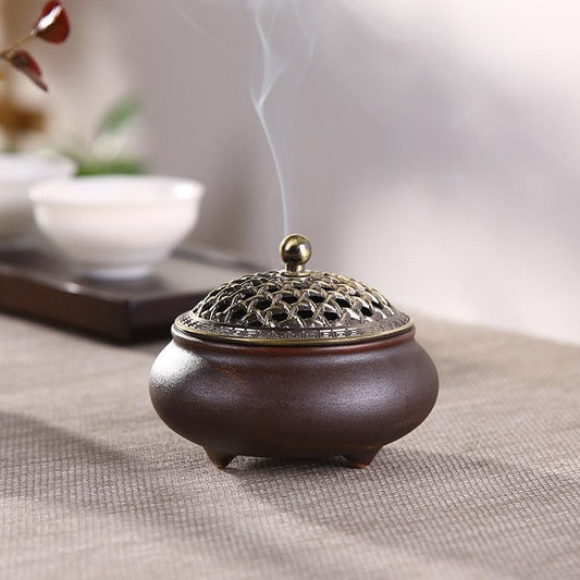 Ceramic Three-legged Incense Burner Sandalwood Agarwood Household Tea Ceremony - MyStoreLiving